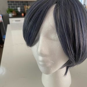 Fun costume or night out blue wig
